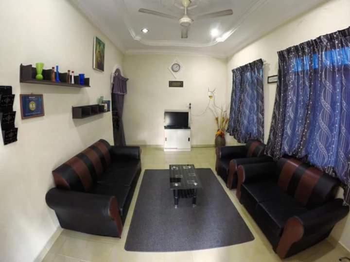 Homestay Tok Abah Kuala Besut المظهر الخارجي الصورة
