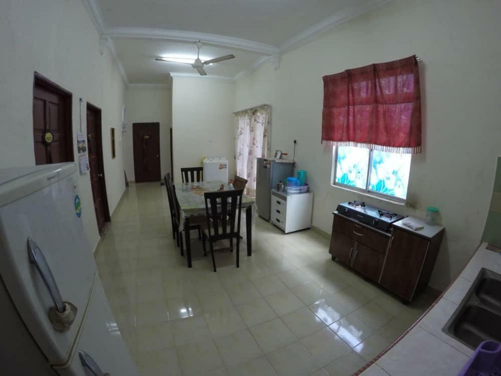 Homestay Tok Abah Kuala Besut المظهر الخارجي الصورة