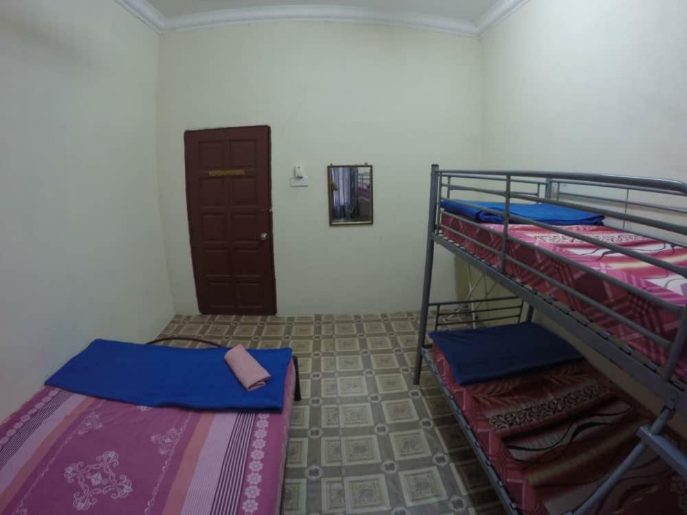 Homestay Tok Abah Kuala Besut المظهر الخارجي الصورة